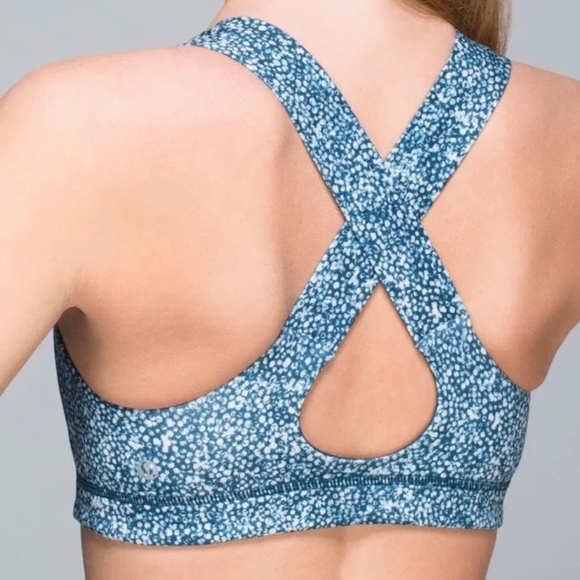 Lululemon In A Flash Bra II in Pebble Print in Pebble Print Parfait Pink Alberta - Picture 2 of 7